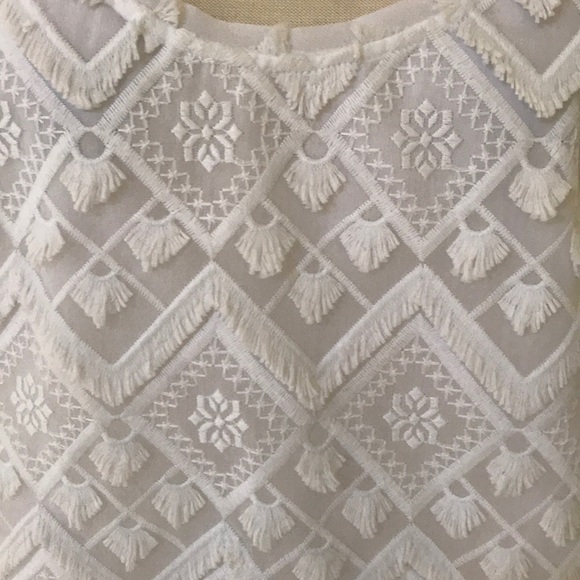 BANANA REPUBLIC size M white embroidered top - Picture 2 of 9